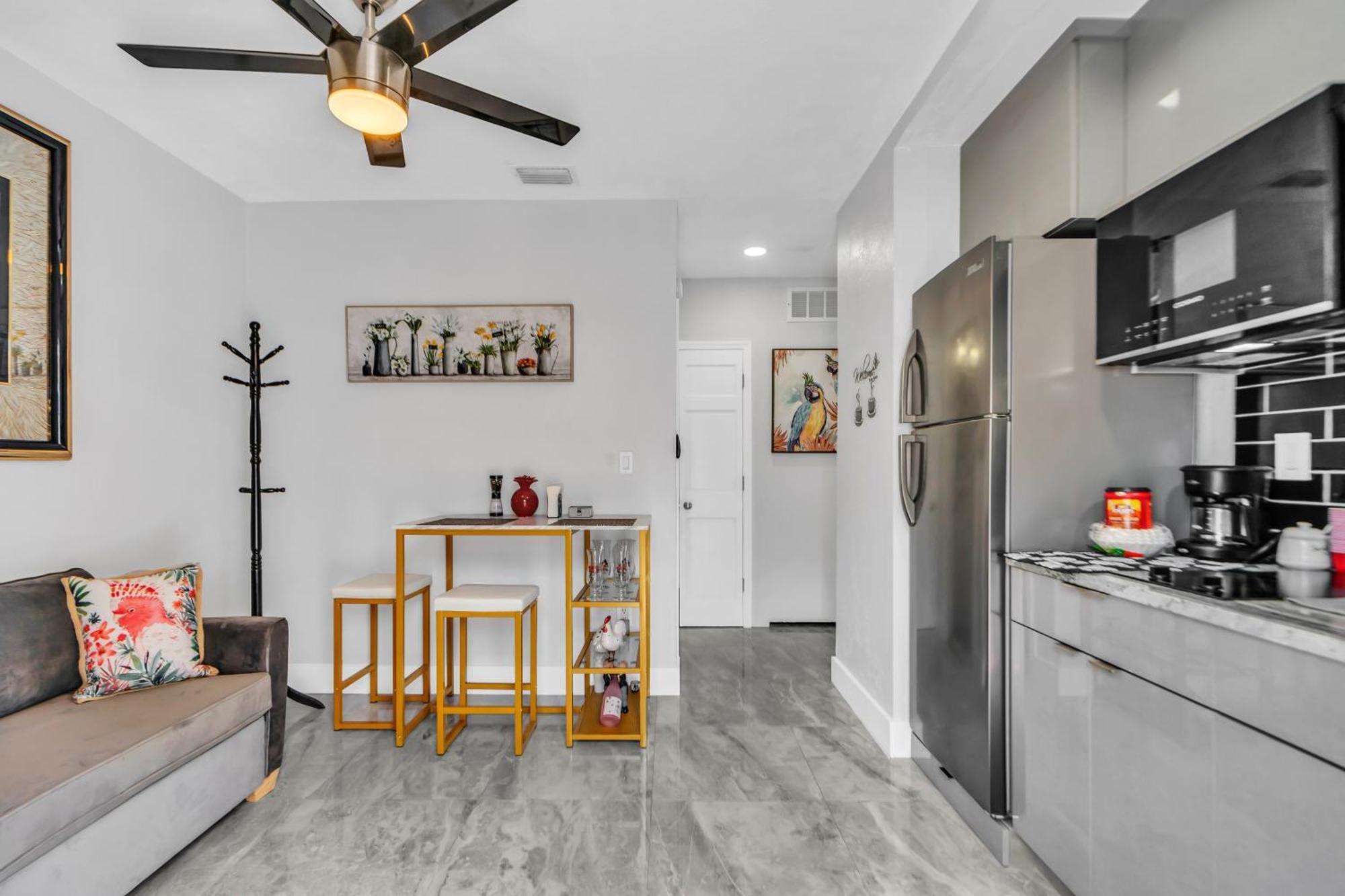 Little Gables Studio-Your Miami Escape-10Min Airport Buitenkant foto