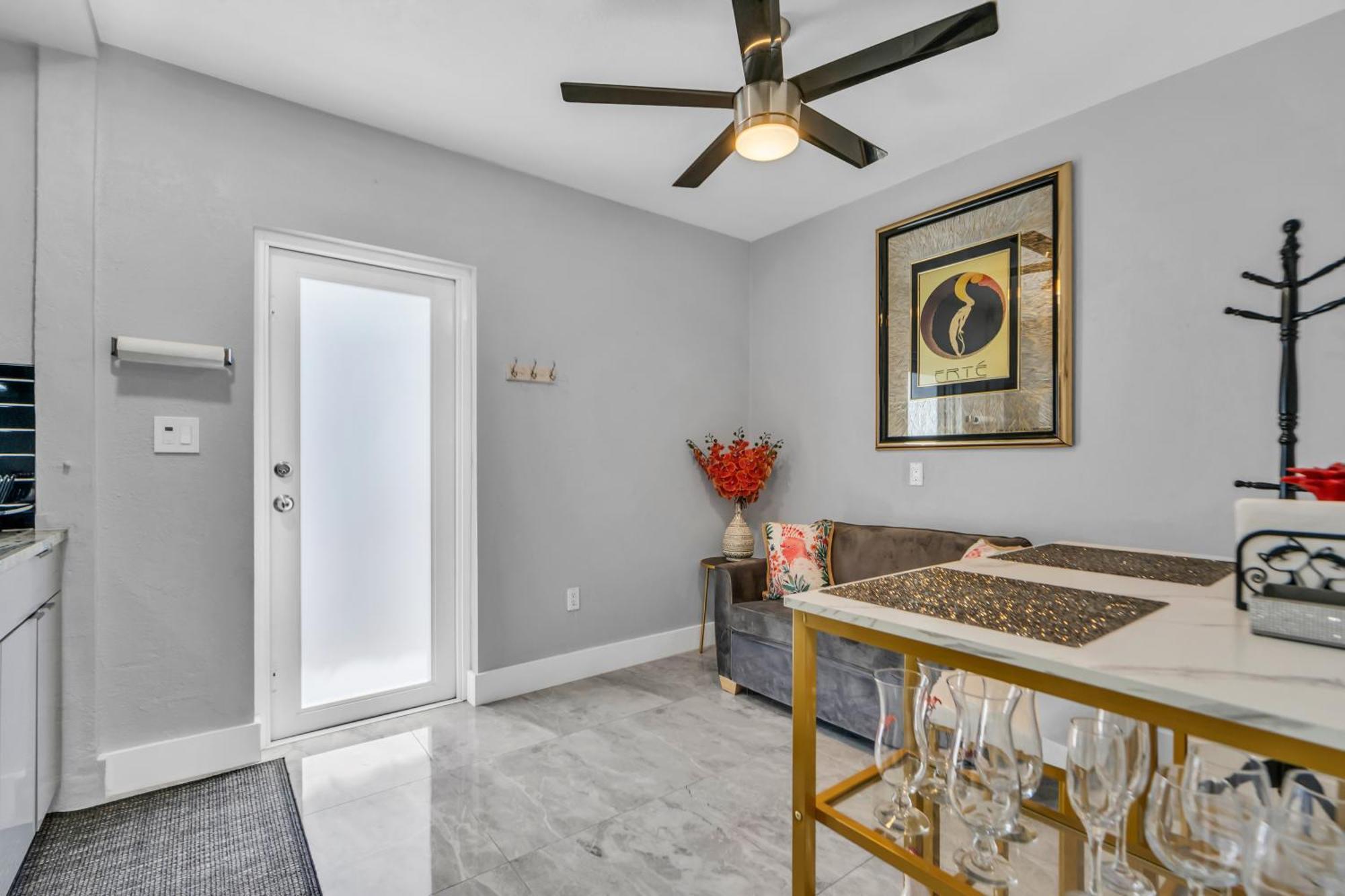Little Gables Studio-Your Miami Escape-10Min Airport Buitenkant foto