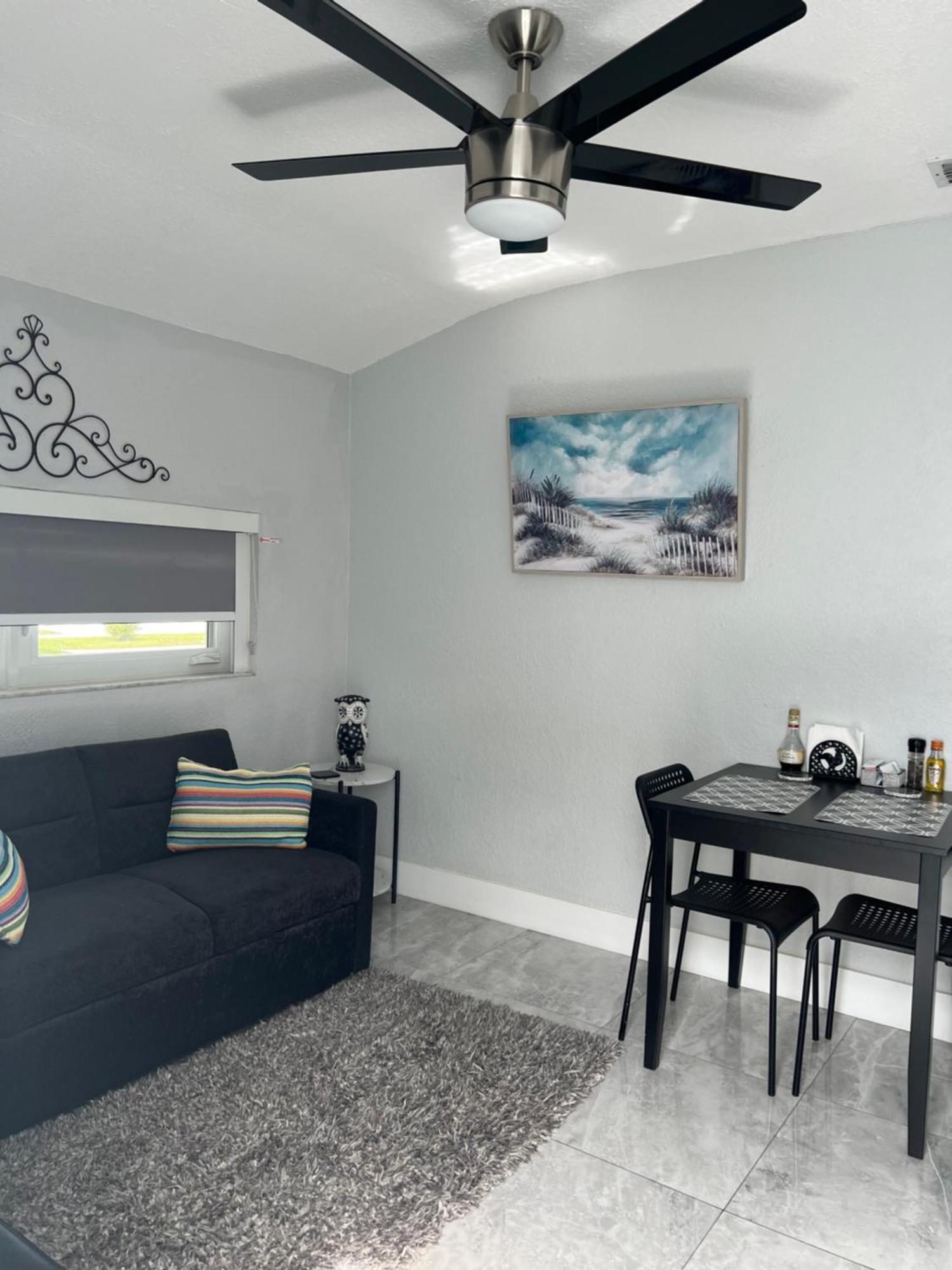 Little Gables Studio-Your Miami Escape-10Min Airport Buitenkant foto