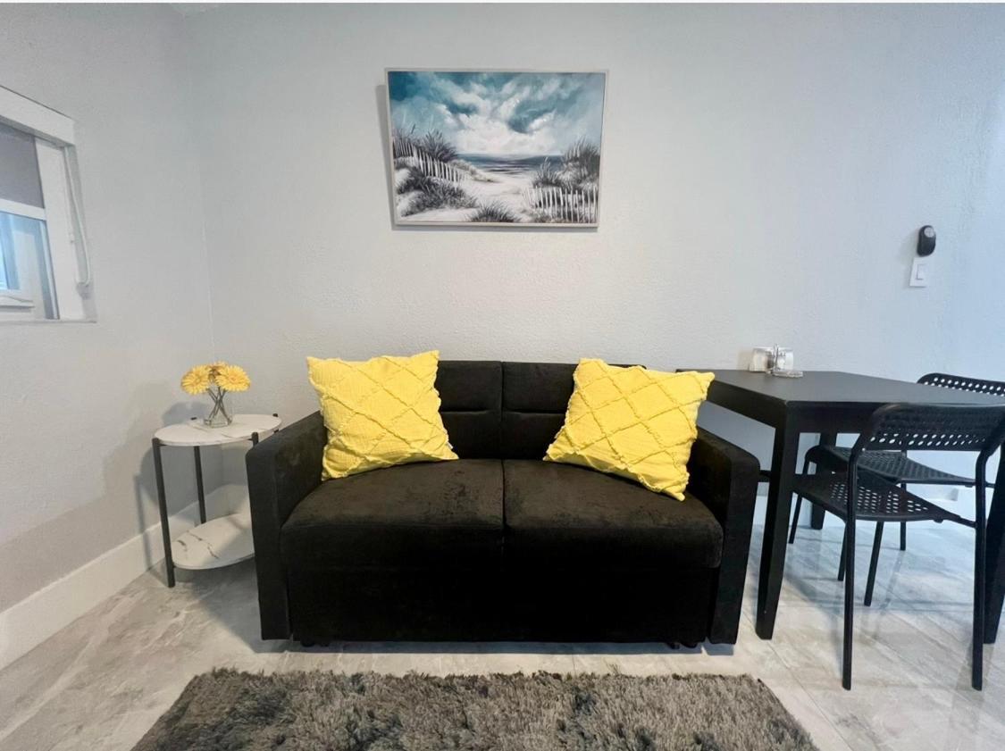 Little Gables Studio-Your Miami Escape-10Min Airport Buitenkant foto